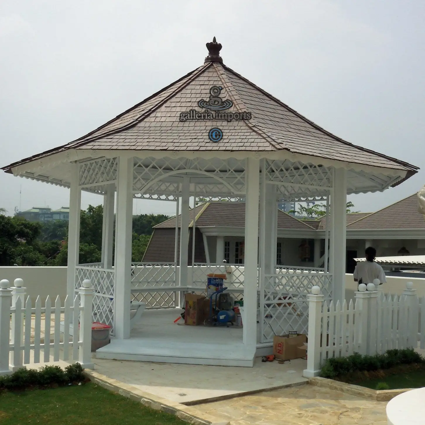 Gazebo Coconut Wood Octagonal Diameter 5 Meters With Bench